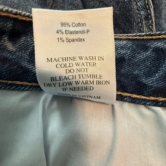 Just USA Blue Jean Shorts Distressed High-Waisted - Picture 7 of 7